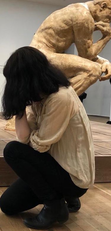 Breaking with classical sculpture